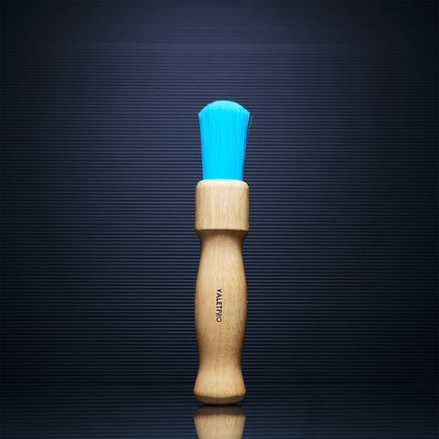 ValetPro Chemical Resistant Brush (wooden handle) BRU18